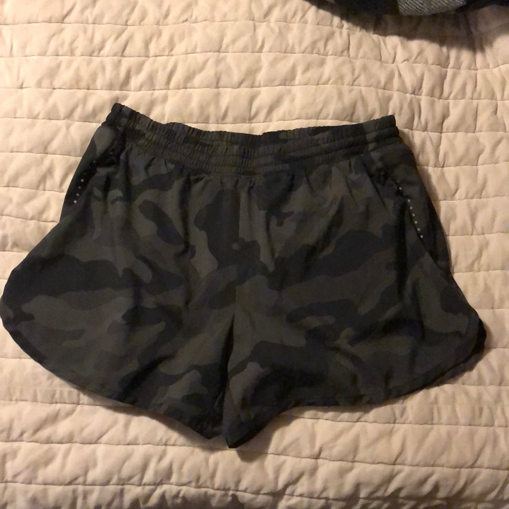 Camo athletic shorts